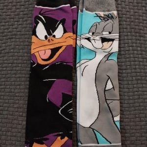 Daffy Duck Bugs Bunny 2pc Dress Socks